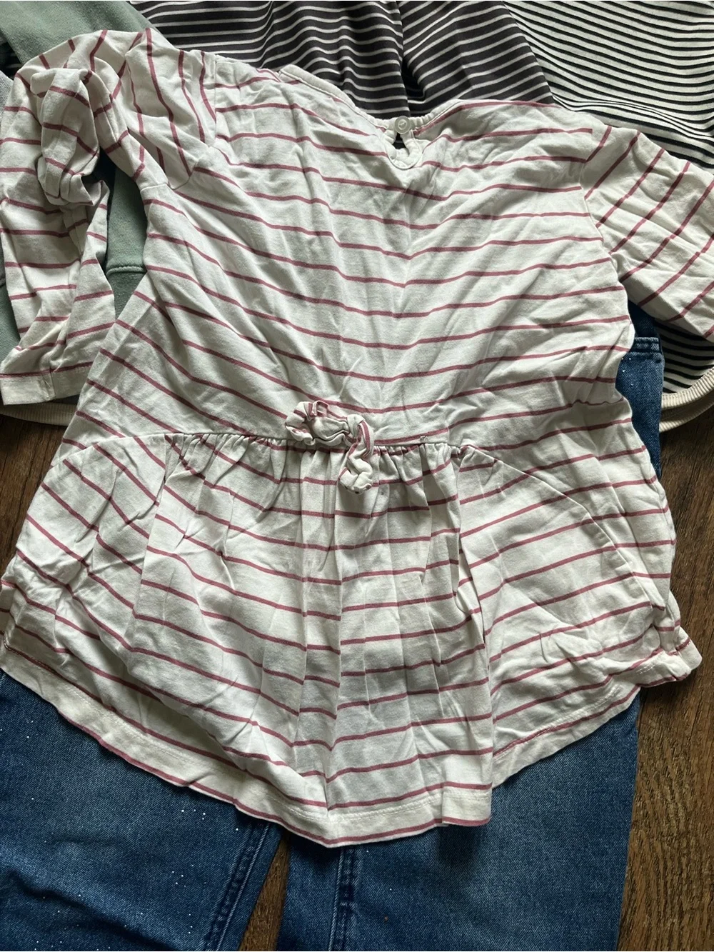 Bundle of girls long sleeve tops and jeans size 7/8